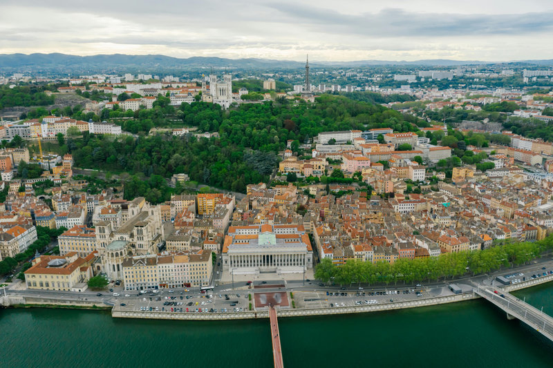 Airbnb occupancy in Lyon